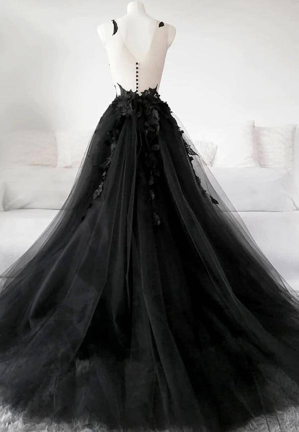 Tulle Black Lace Applique A-line V-neck Long Prom Dress DPB152